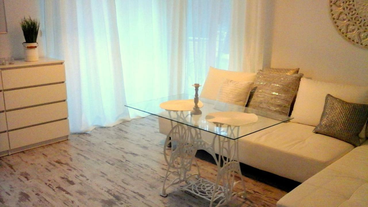 Apartament Lesny Dziwnówek Eksteriør billede